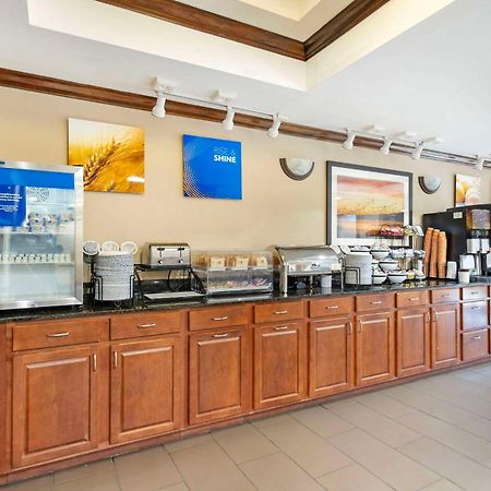 Comfort Inn & Suites Carneys Point Kültér fotó