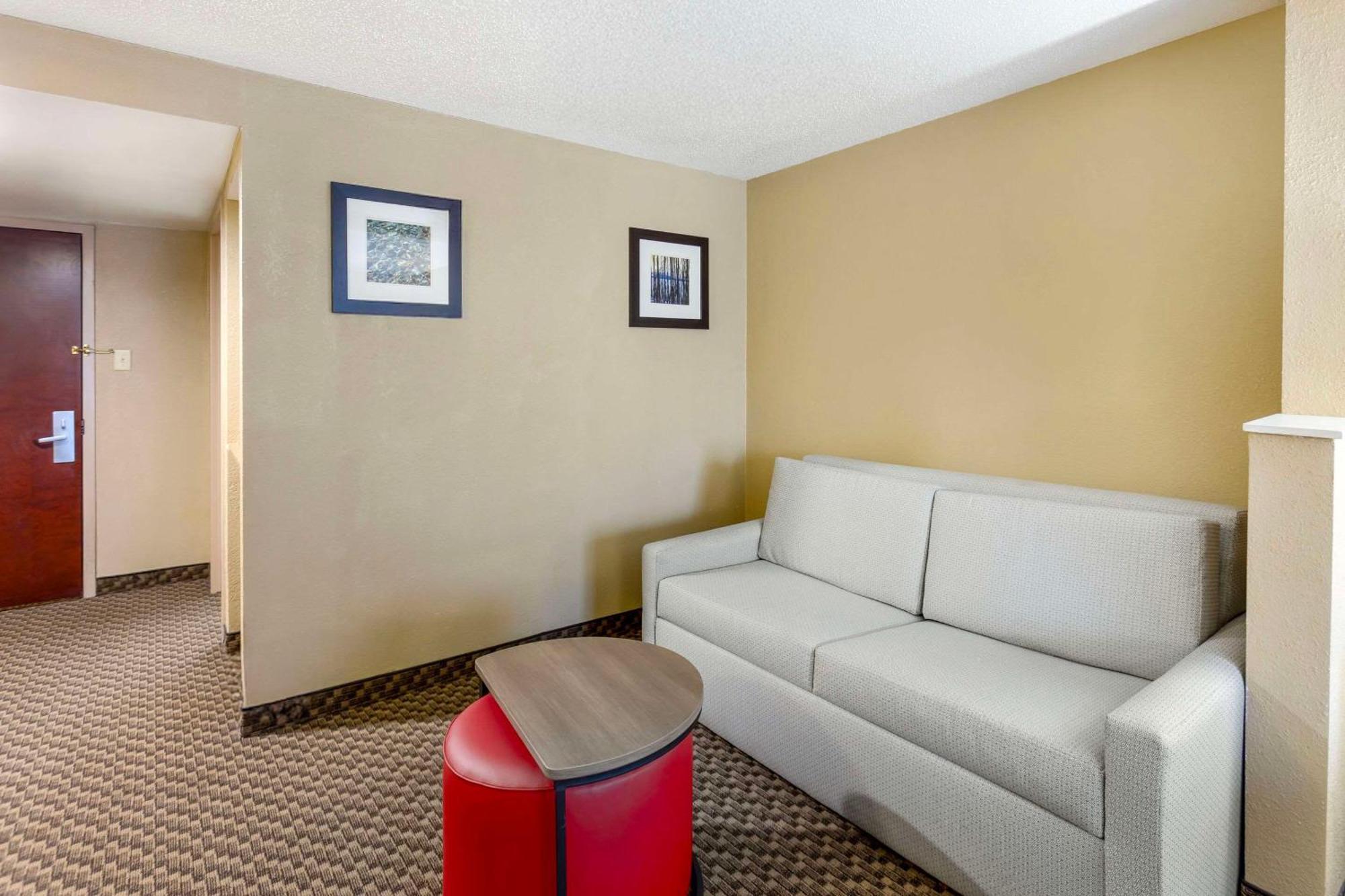 Comfort Inn & Suites Carneys Point Kültér fotó